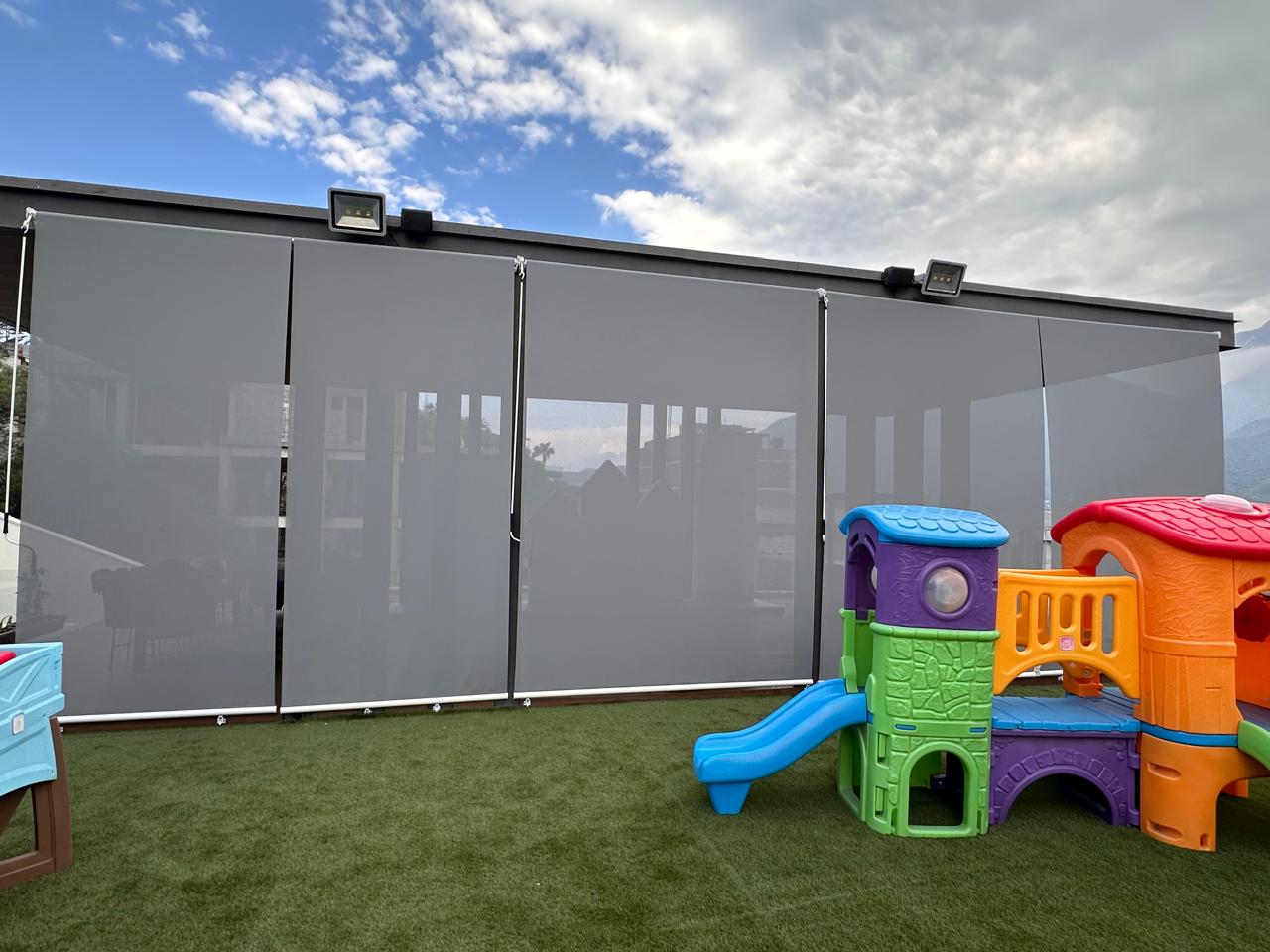 Toldo en jardín